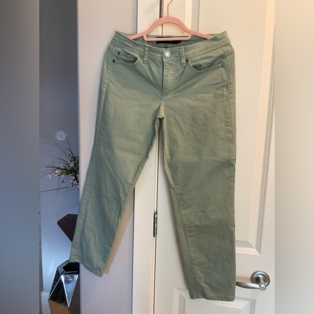 Crop Straight Legs Jeans Colour Mint (green), Stretchy and Comfortable